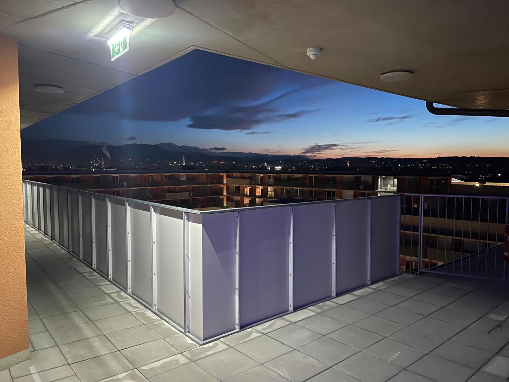 100 Qm Penthouse, Self-Check-In, 2 Parkplaetze Appartement Graz Buitenkant foto